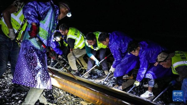 一点钱程 深山雨夜整修忙